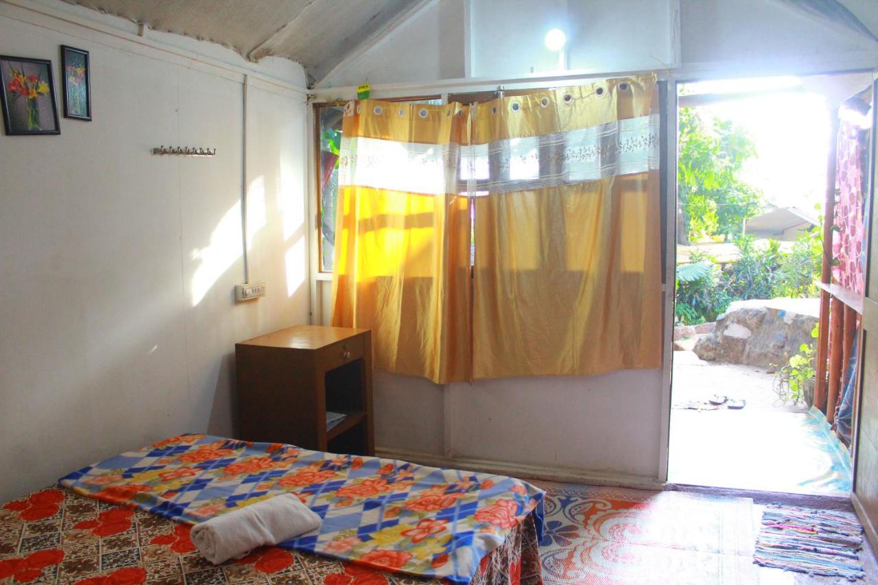 Shiv Sai Huts Hotel Kanakona Kültér fotó