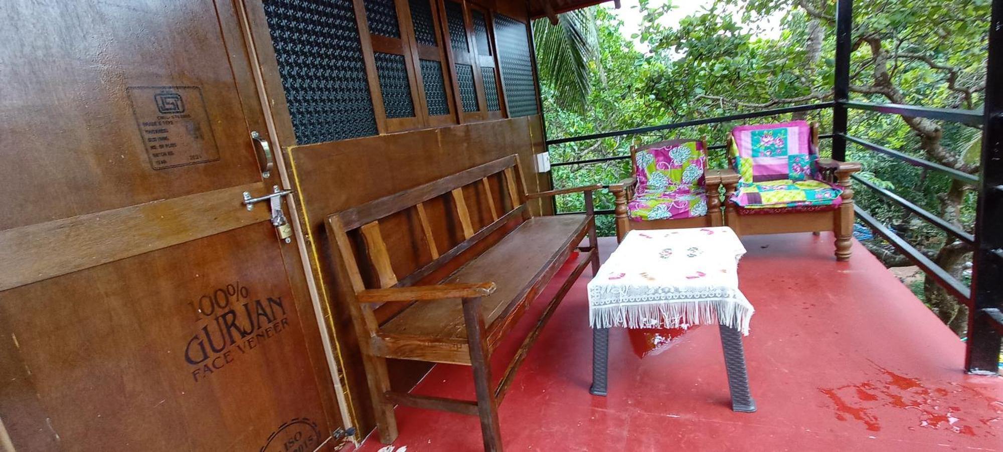 Shiv Sai Huts Hotel Kanakona Szoba fotó